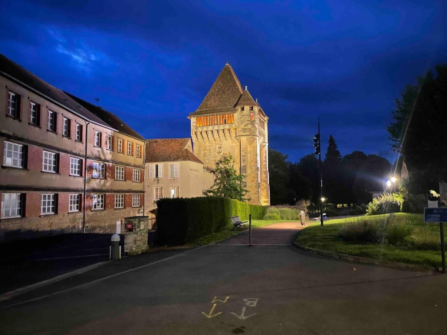 "La Frenchy" Proche Gare, Centre Ville De Nevers, Εξωτερικό φωτογραφία